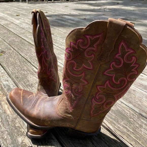 Women's cowboy boots - Picture 1 of 4